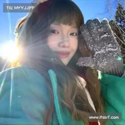 岑宝菱